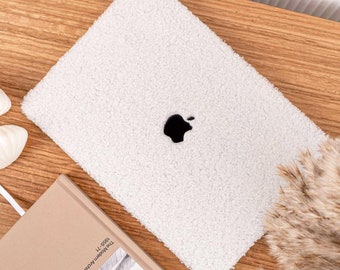 White Teddy MacBook case | Fluffy macbook case MacBook 2025 M4 Air 15" A3241 | Pro 14.2 M2 Case | Air A2337 & Pro A2338 Case Pro 16 Cover