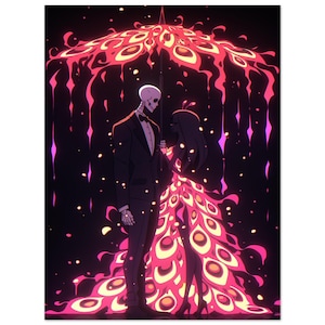 Könnte beinhalten: Digitaldruck mit einem Skelett im Smoking und einer Frau in einem von Pfauen inspirierten Kleid, die unter einem leuchtenden Schirm stehen. Das Kunstwerk verwendet eine dunkle Farbpalette mit Akzenten in Pink und Gelb.