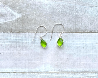 Pendientes colgantes con piedra de nacimiento en plata de ley, pendientes con piedras preciosas personalizadas, delicado regalo de joyería hecho a mano para ella, pendientes bohemios.