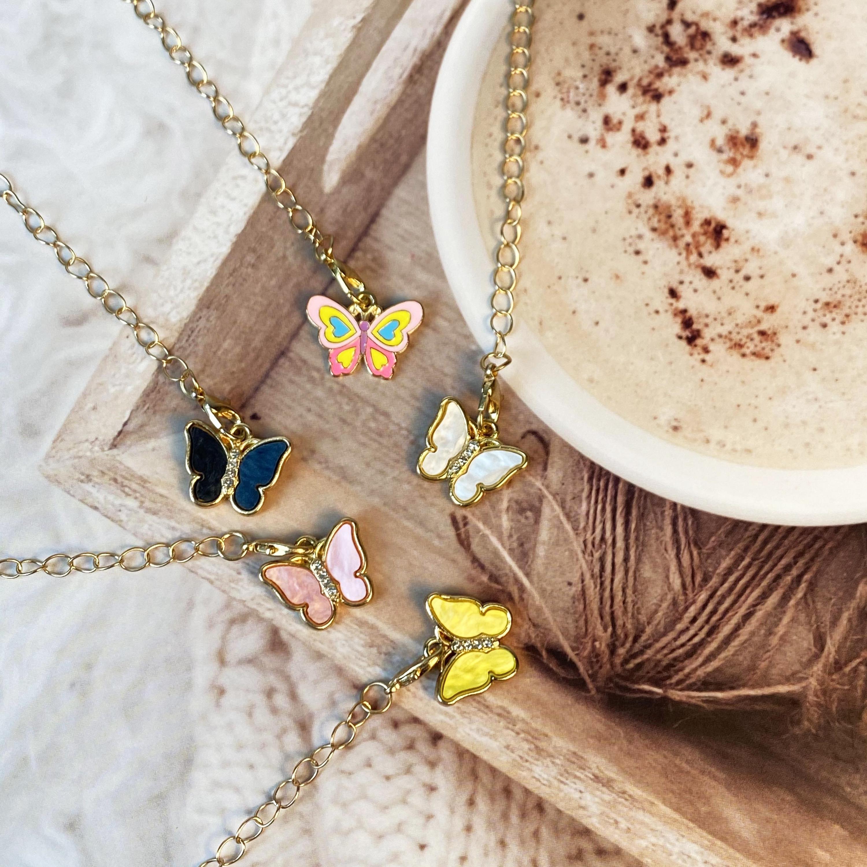 Colgante con asa de mariposa de Stanley / Colgante con mariposa personalizado de Stanley / Regalo perfecto para ella / Accesorios perfectos de Stanley