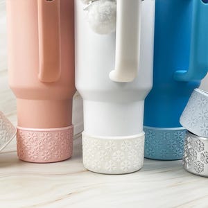 Stanley Fine Silicone Snowflake  Cup Boot | Stanley Glitter Snowflake Mug Boot | Solid Snowflake Tumbler Boots | Shiny Gold Tumbler Boot