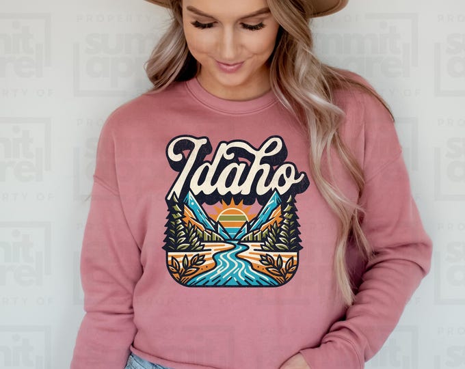 Idaho Retro Crop Sweatshirt: State Graphic Top