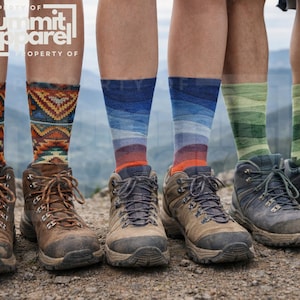 自然プリントソックス、自然ソックス3足組、自然愛好家へのギフト、楽しいハイキングソックスギフト、野生動物ソックス、地形図ソックス、国立公園ソックス