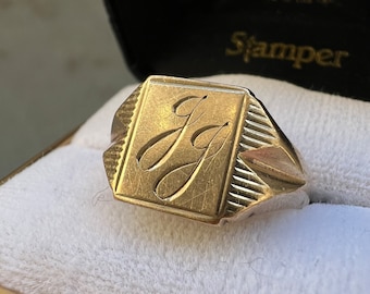 Rare vintage 9K signet ring