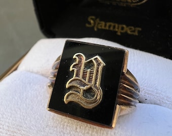 Vintage 10K & Onyx signet ring