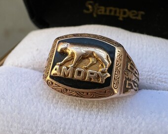 Rare vintage 10K class ring