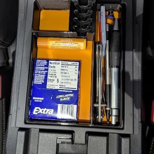 Ablage für Subaru Outback der 6.Generation (2020-heute) | Zweifarbige Option | Münzbox | Praktisch