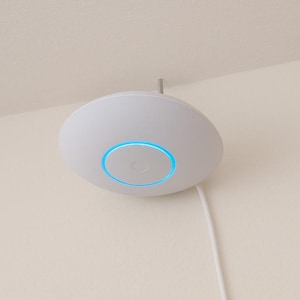 Wall Mount for Ubiquiti UniFi U6 Pro, U6 LR, U7 Pro, UAP-AC-Pro | Durable | 3D printed | Sturdy Holder | Clean Look & Easy Install