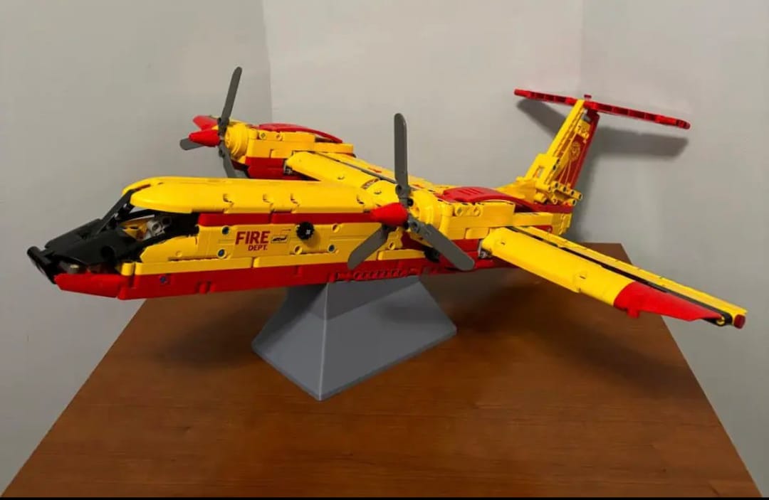 Expositor para el avión de bomberos Lego Technic 42152 España
