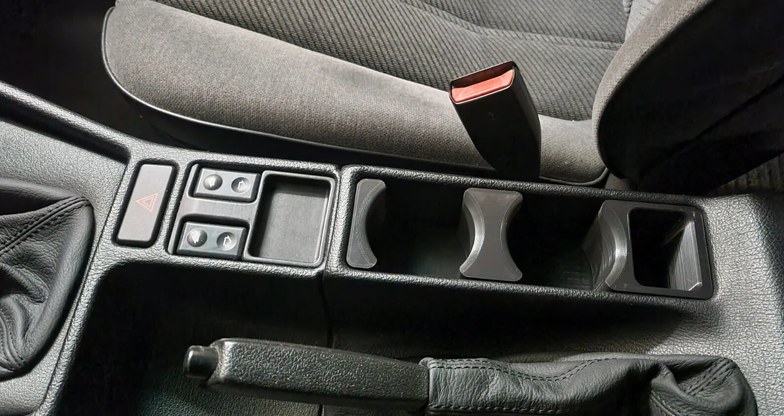 BMW E34 5-series / E32 7-series Cup Holder With Storage | 1986 