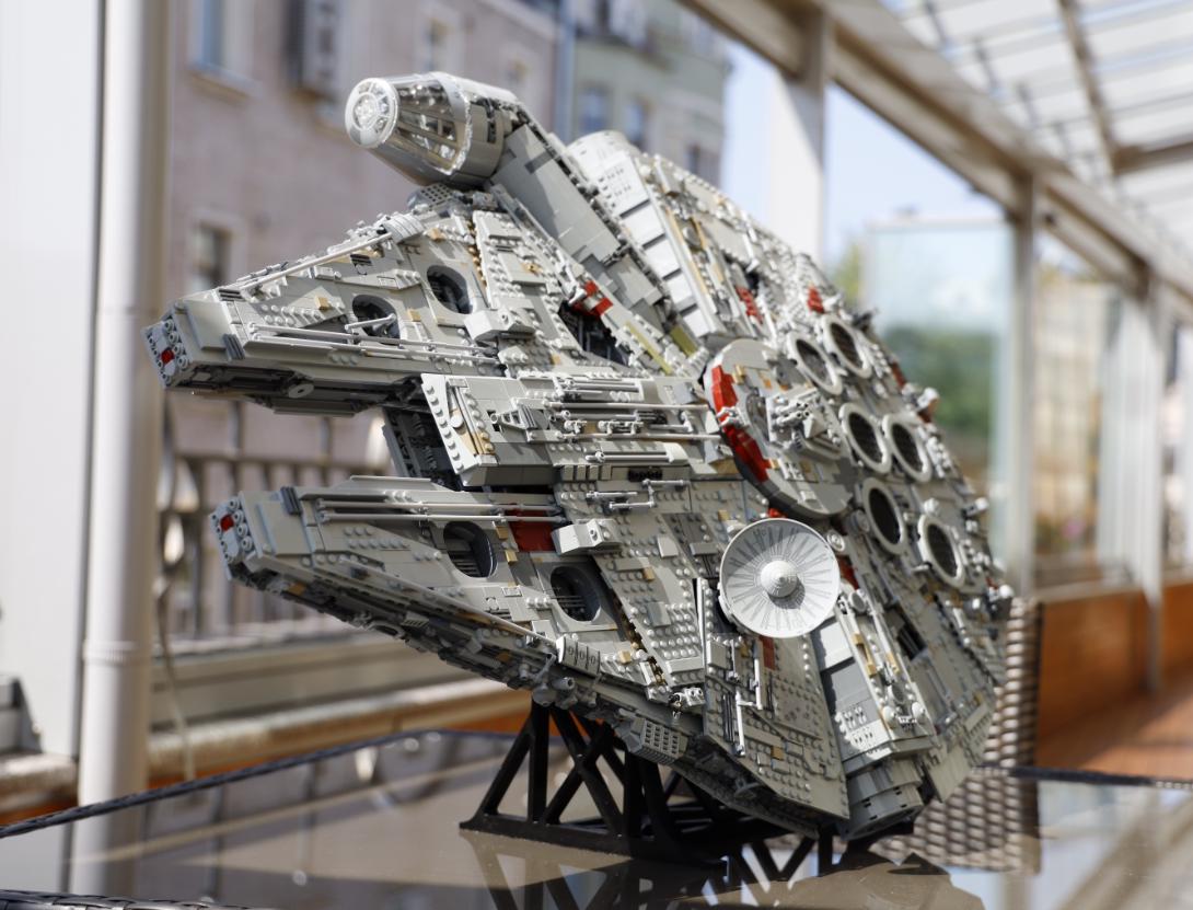 Display Stand for Lego Millennium Falcon 75192 - Etsy