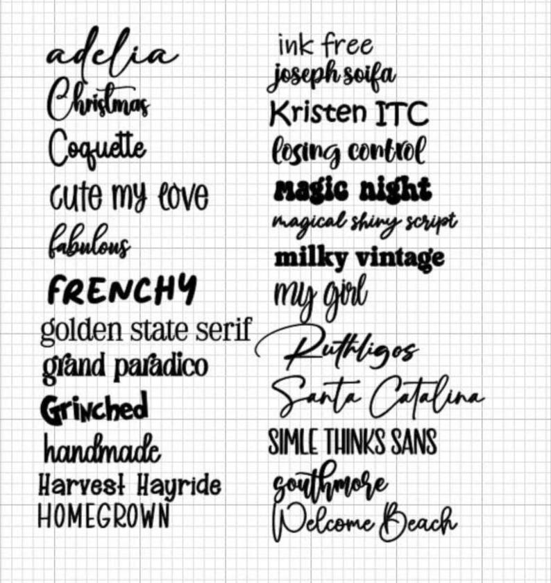Może przedstawiać: Zbi&oacute;r pr&oacute;bek tekstu w r&oacute;żnych czcionkach. Słowa obejmują "Christmas", "Coquette", "Frenchy", "Handmade", "Magic Night" i "Welcome Beach". Tekst jest czarny na białym tle kratki.