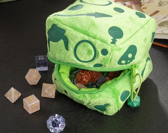 Personalized DND Gelatinous Cube Plush Dice Bag, Dice Bag Charm, DND Dice Holder, Dice Storage, DND Dice Vault, Bag Decoration, Bag Pendant