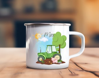 Personalisierte Emaille-Tasse für Kinder mit Trecker-Aufdruck – Ein einzigartiges Geschenk