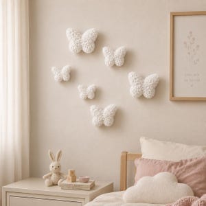 Bouclé fjärilsväggdekorationsset, skandinavisk barnrumsinredning, boho vägghängande, flickrum