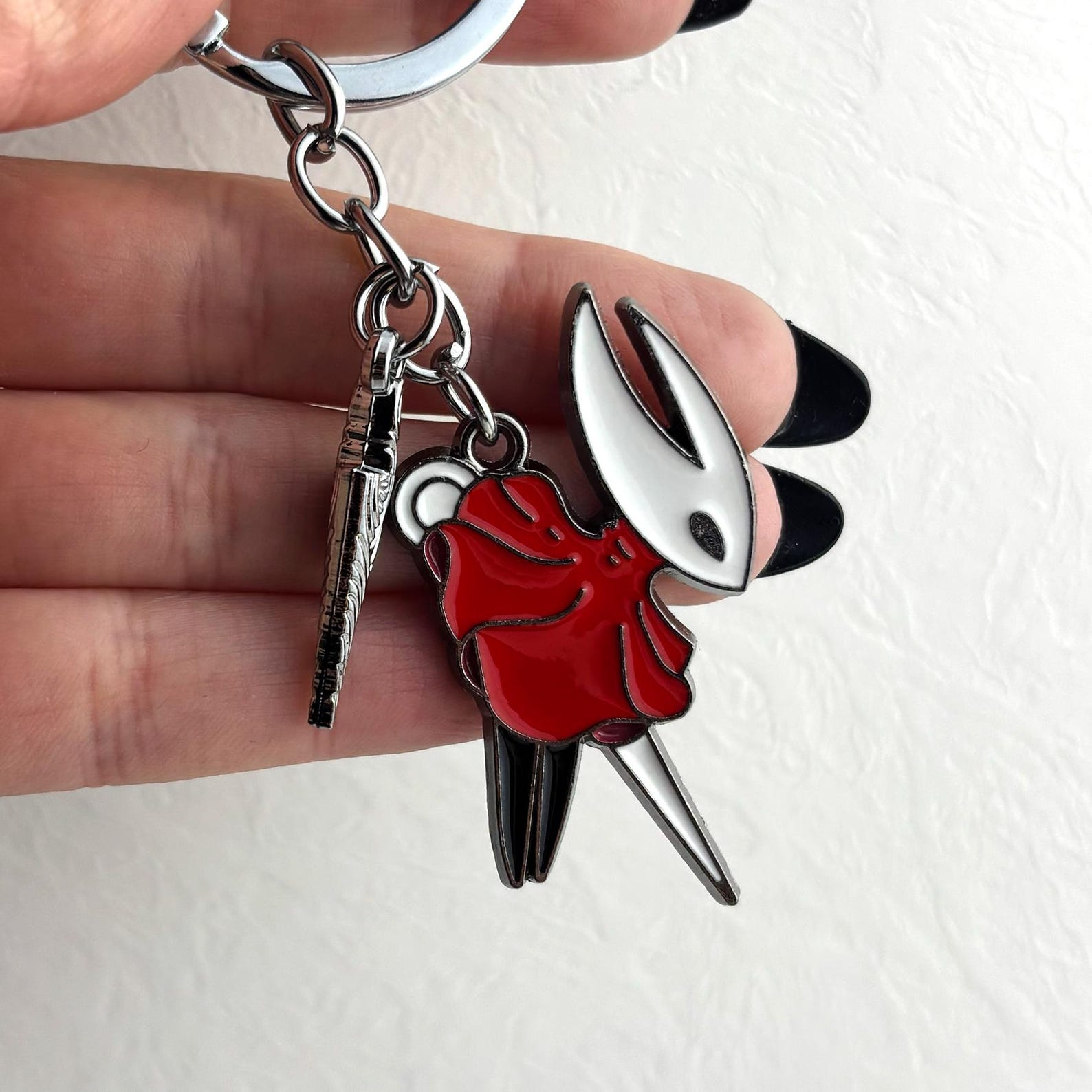 Hollow Knight Keychain Boss Hornet Pendant Key Trinkets Game Lover ...
