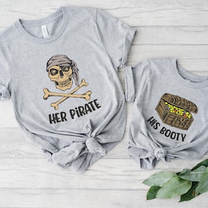 Camisetas de casal para piratas e saques dele • Camisetas de férias de cruzeiro • Camisetas engraçadas para casais • Camiseta de cruzeiro combinando marido e mulher • Camisetas engraçadas de piratas