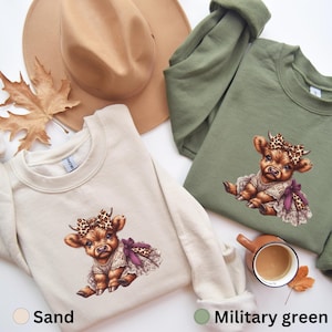 Cute Highland Cow Sweatshirt • Highland Cow Crewneck • Cow Hoodie • Western Crewneck • Highland Cow Shirt • Cow Gifts • Farm Animal Sweater