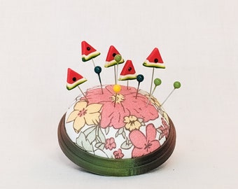 Flowers Pincushion Handcrafted, Vintage-inspired Pin Holders, Textile Art Needle Holders, Artisanal Sewing Accessories