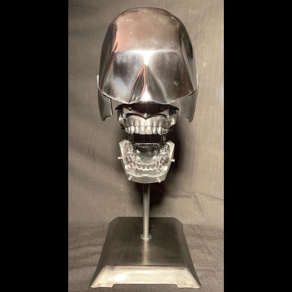 Cabeza de maniquí fantasma dental de aluminio vintage temprano con exhibición de rarezas de dientes