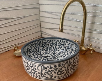 Give your bathroom an exotic touch with this Moroccan washbasin - Sink made of Moroccan ceramics - bathroom sink