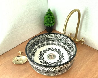 Give your bathroom an exotic touch with this Moroccan washbasin - Washbasin made of Moroccan ceramics