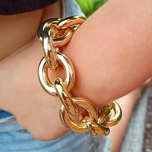 Large Gold Acrylic Chain Bracelet, Ultra Chunky Chain Bracelet, Oversized Statement Bracelet, Gold Oval Link Bracelet, Thick Bold Bracelet