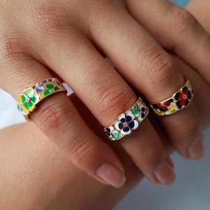 Emaille Blumenring, Bunter Blumenring, Boho Ring, Statement Ring, Gemalter Ring, Breitbandring, Eleganter Ring, Einzigartiger verstellbarer Ring