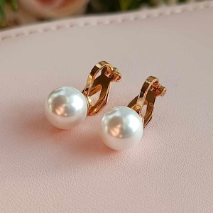 Pearl Clip On Earrings, Pearl Gold Clip On Earrings, Bridal Earrings, Large White Pearl Earrings, Non Pierced Earrings, 9mm Pearl Earrings
