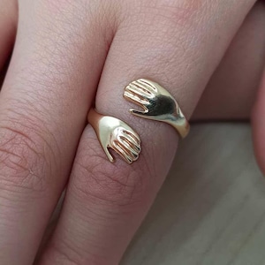 14K Gold Plated Hug Ring, Gold Hugging Ring, Hugging Hand Ring, Couple Lover Ring, Cute Adjustable Ring, Minimalist Ring, Gift for Women