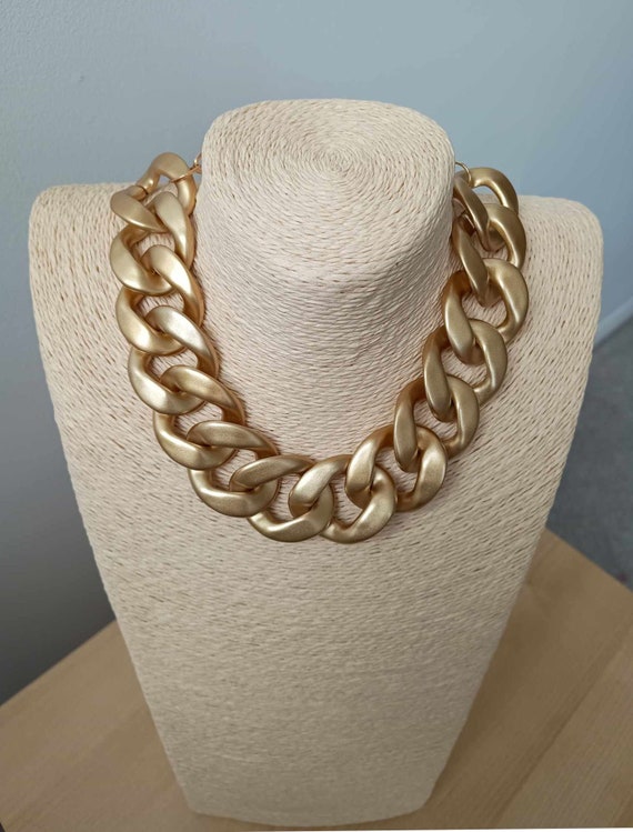 Chunky acrylic chain necklace discount