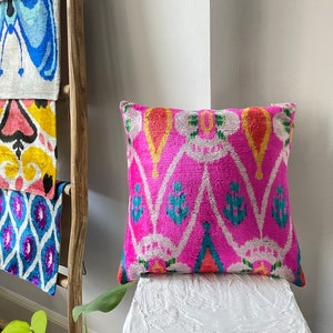 Pink ikat Velvet Pillow, Pink ikat Cushion Cover, 16x16 ikat Pillow, Colorful Throw Pillow, Pink and Blue ikat Pillow, Decorative Pillow
