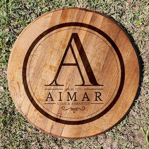 Gegraveerde Bourbon Barrel Head voor jubileum of bruiloft gastenboek