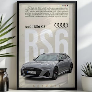 Könnte beinhalten: Gerahmtes Poster mit einem grauen Audi RS6 C8 Kombi. Das Poster enthält den Namen des Autos, Spezifikationen und den Text "GERMANY". Das Audi-Logo ist ebenfalls sichtbar.