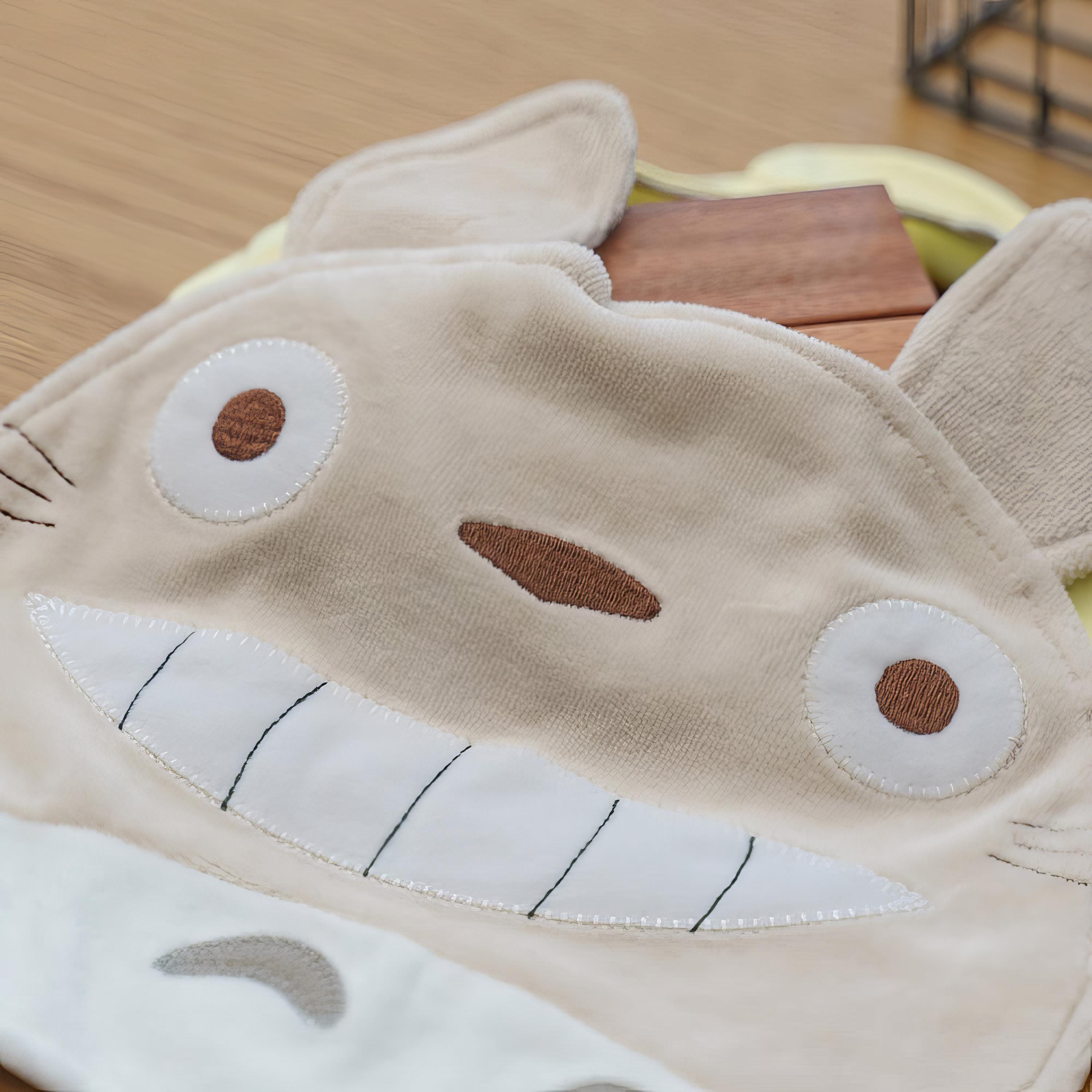 ビカクシダ 26willinckii\"Totoro\"YellowMoonDwarfspore My Neighbor Totoro - Official Trailer - YouTube