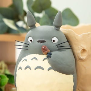 Diorama oficial de Studio Ghibli "Mi vecino Totoro" con figura y maceta, dibujo de Mei, procedente de Japón. imagen 8