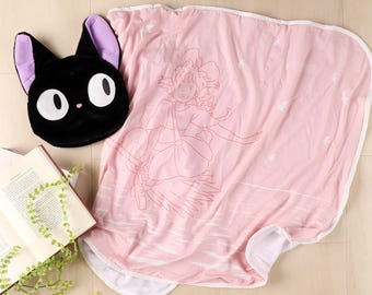 Cobertor refrescante Jiji, da Kikis Delivery Service, importado oficialmente do Japão.