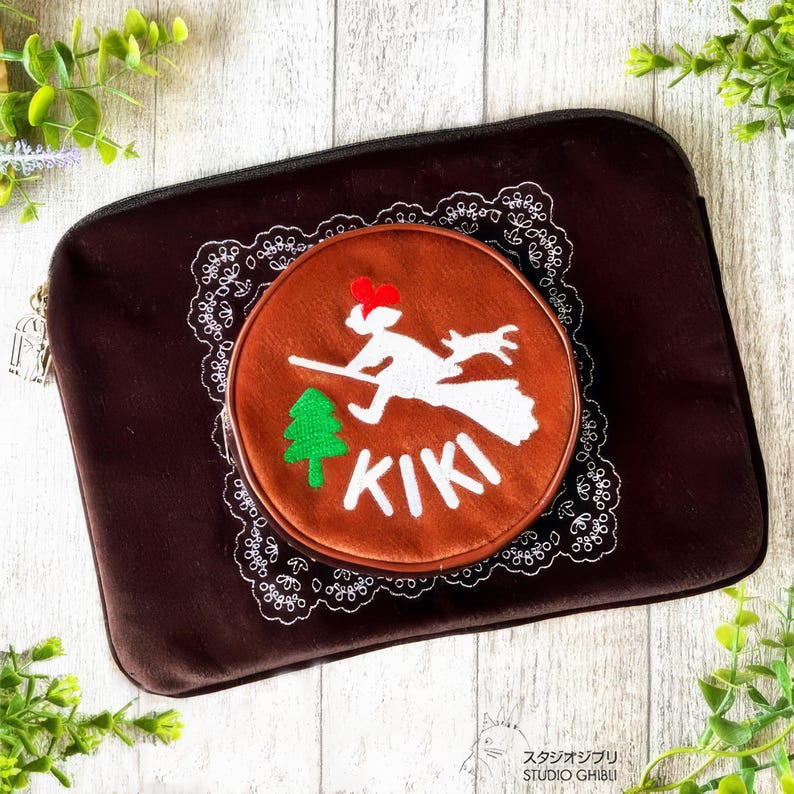 Officiellt Studio Ghibli Kikis Delivery Chokladkaka Multifunktionsfodral Levererat från Japan bild 1