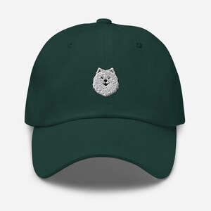 Casquette Spitz Japonais Brodée Élégance Canine pour Amoureux des Chiens Confort et Style Idéal comme Cadeau pour Admirateurs de Spitz Spruce