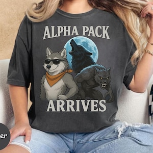 Cringe Werewolf Meme Tee: Ironic Graphic T-Shirt, 90s Y2K Humor