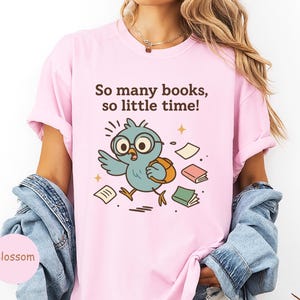 Comfort Colors® So Many Books Shirt, Cute Pigeon Teacher Tee, Back To School Librarian Gift, Reading Book Shirt for Kindergarten