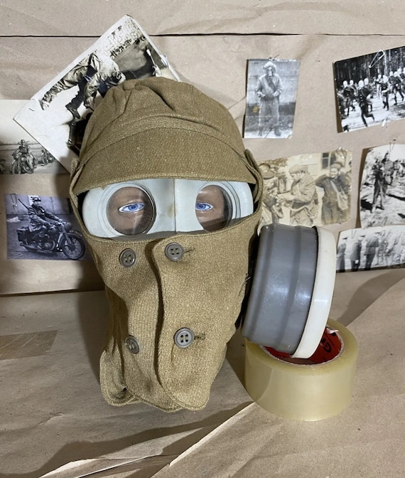 Soviet USSR Military vintage protection gas mask … - image 2