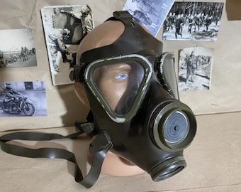 個人装備 ww2 Deutsche Gasmaske Old New WW2 WWII Original German Civil Gas Mask w/ Filter Double