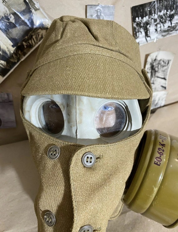 Soviet USSR Military vintage protection gas mask … - image 8