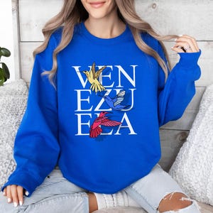Venezuela Libre Shirt & Sweatshirt, VZLA Freedom Hummingbird, Hispanic Heritage Month Gift image 12