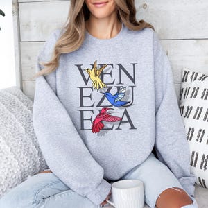 Venezuela Libre Shirt & Sweatshirt, VZLA Freedom Hummingbird, Hispanic Heritage Month Gift image 18