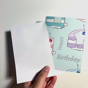Biglietto d'auguri per festa con torta, biglietto d'auguri blu, biglietto illustrativo con torte, biglietto torta illustrata