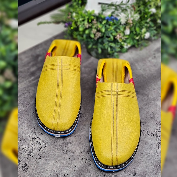 Handcrafted Moroccan Leather Slippers: Luxurious Sheepskin Berber Babouche for Men