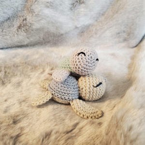 Modèle au crochet PDF, tortue mignonne, petite tortue marine, Amigurumi, Francais, English, Deutsch.