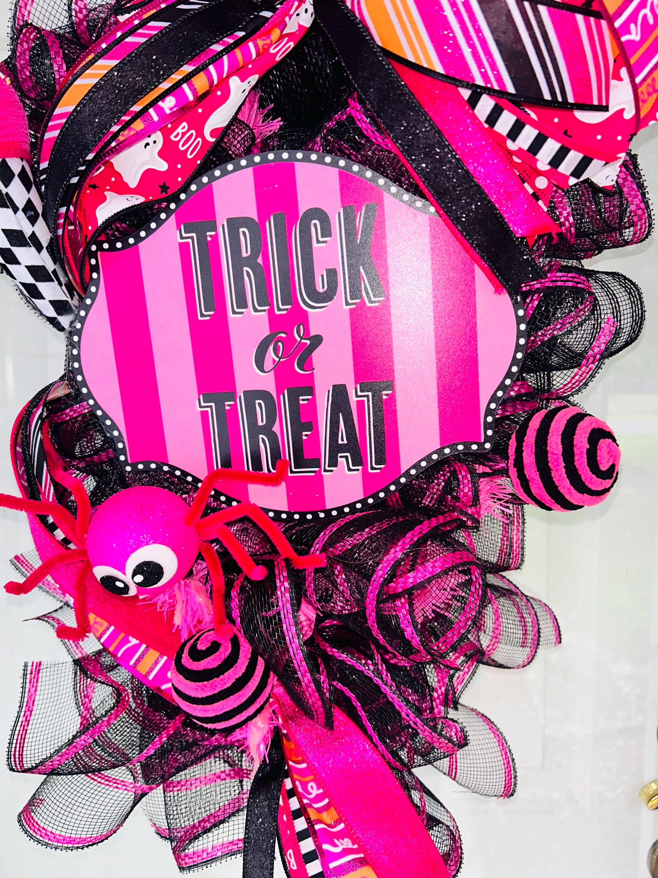 Trick or Treat Hot Pink Halloween Wreath - Etsy
